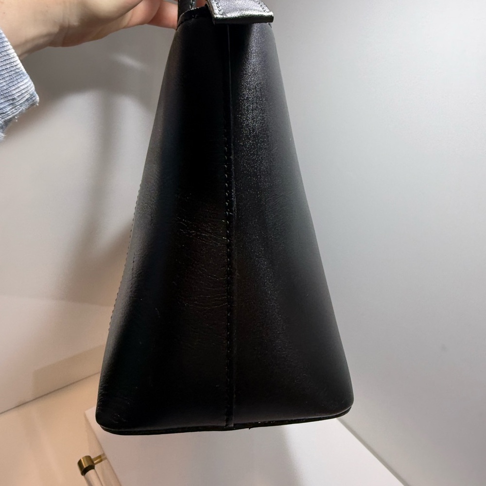 Burberry Black Leather with House Check Interior Handbag - Picture 6 of 11